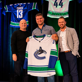 Jersey Fundraising Campaign - Canucks Autism Network