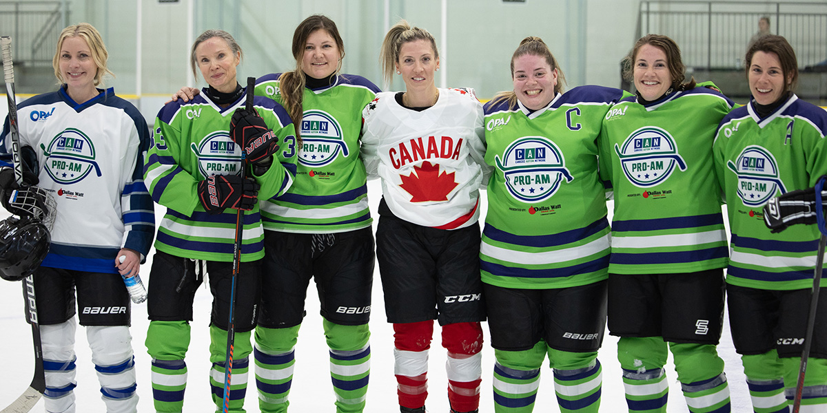 Meghan Agosta with CAN Pro-Am players.